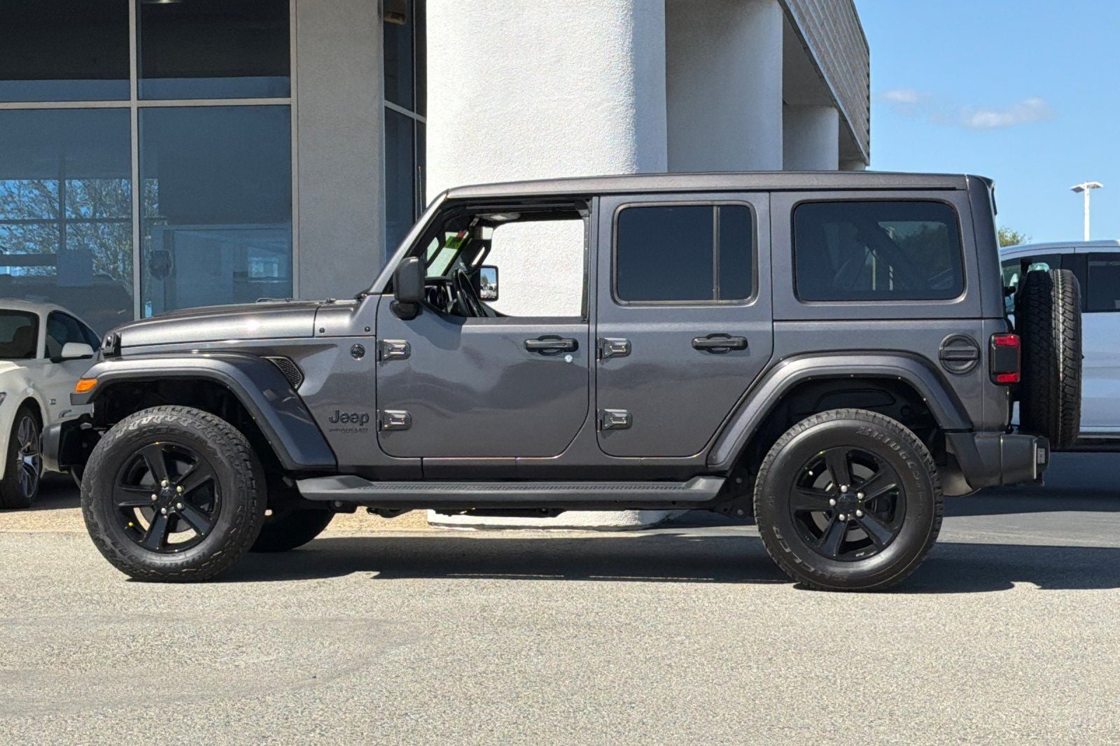 2021 Jeep Wrangler Unlimited Sahara Altitude