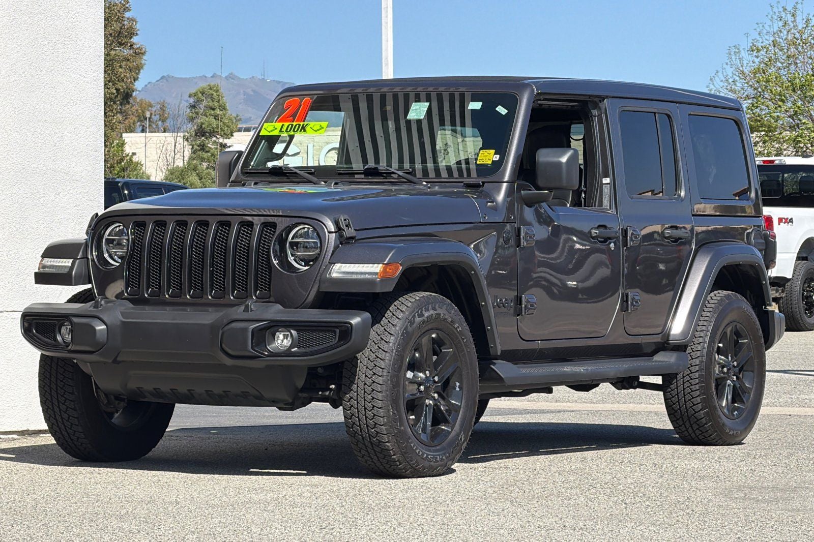 2021 Jeep Wrangler Unlimited Sahara Altitude