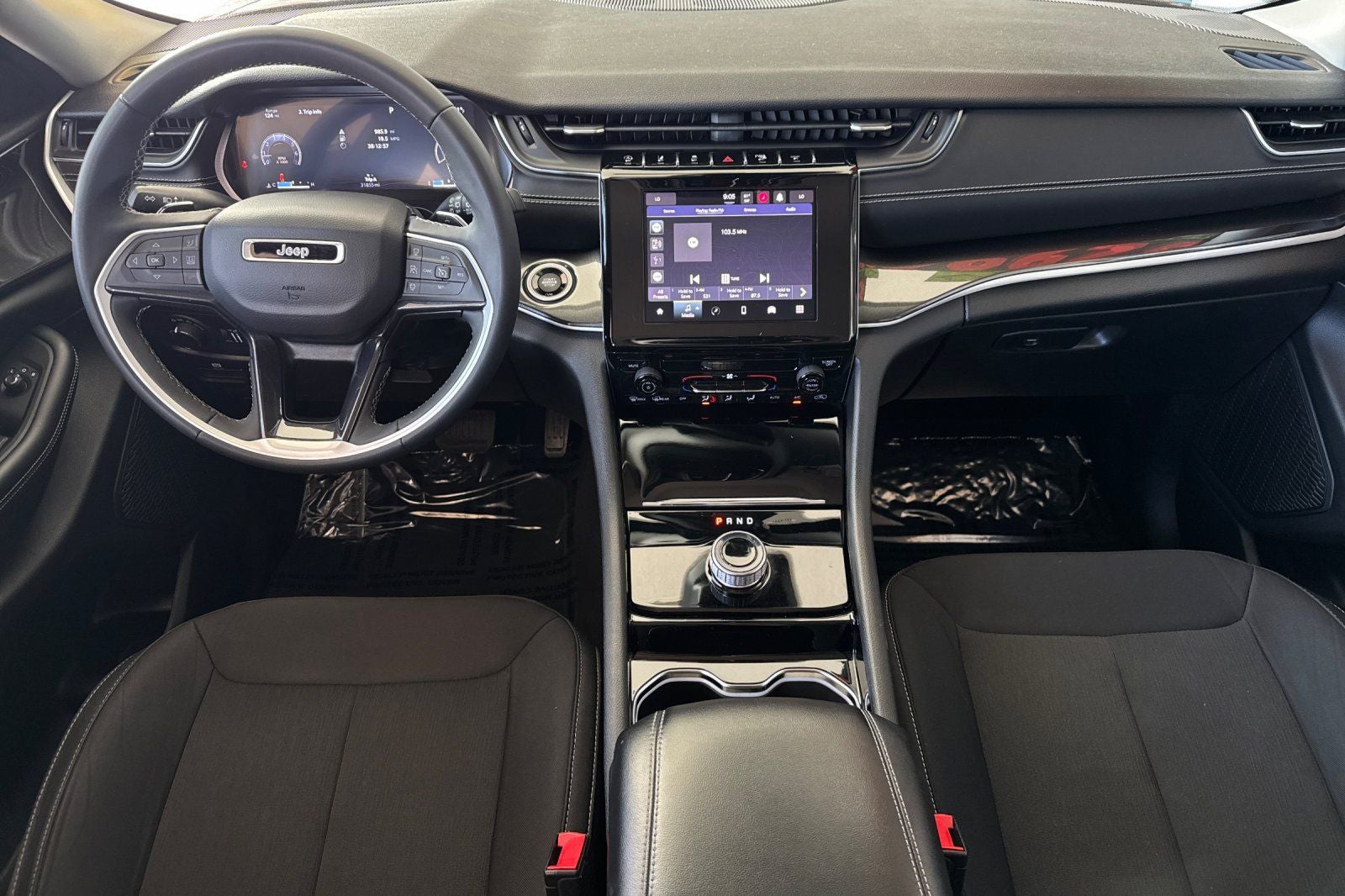 2023 Jeep Grand Cherokee Laredo