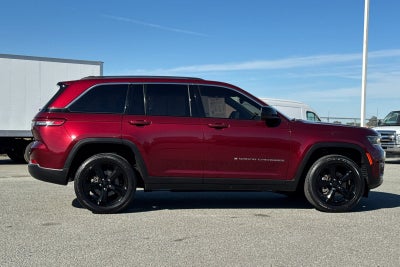 2023 Jeep Grand Cherokee Laredo