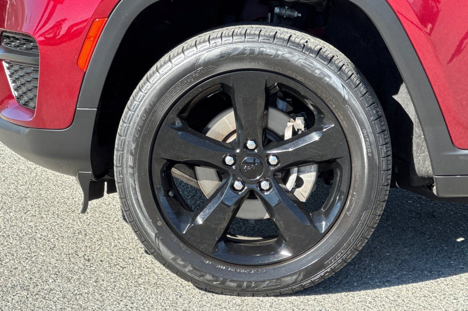 2023 Jeep Grand Cherokee Laredo