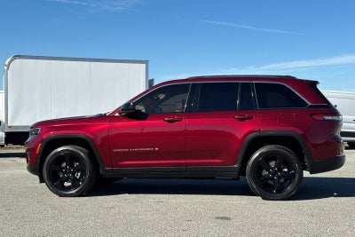 2023 Jeep Grand Cherokee Laredo