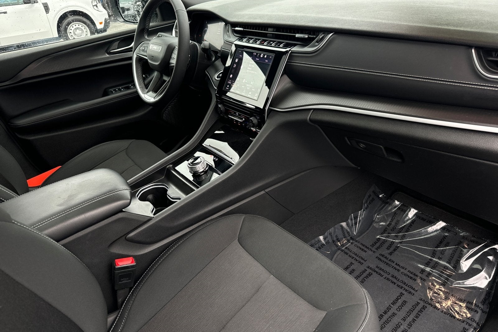 2024 Jeep Grand Cherokee L Laredo