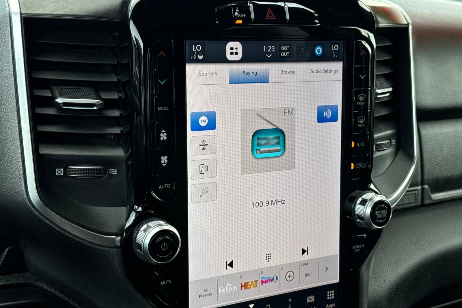 2024 RAM 1500 Big Horn/Lone Star