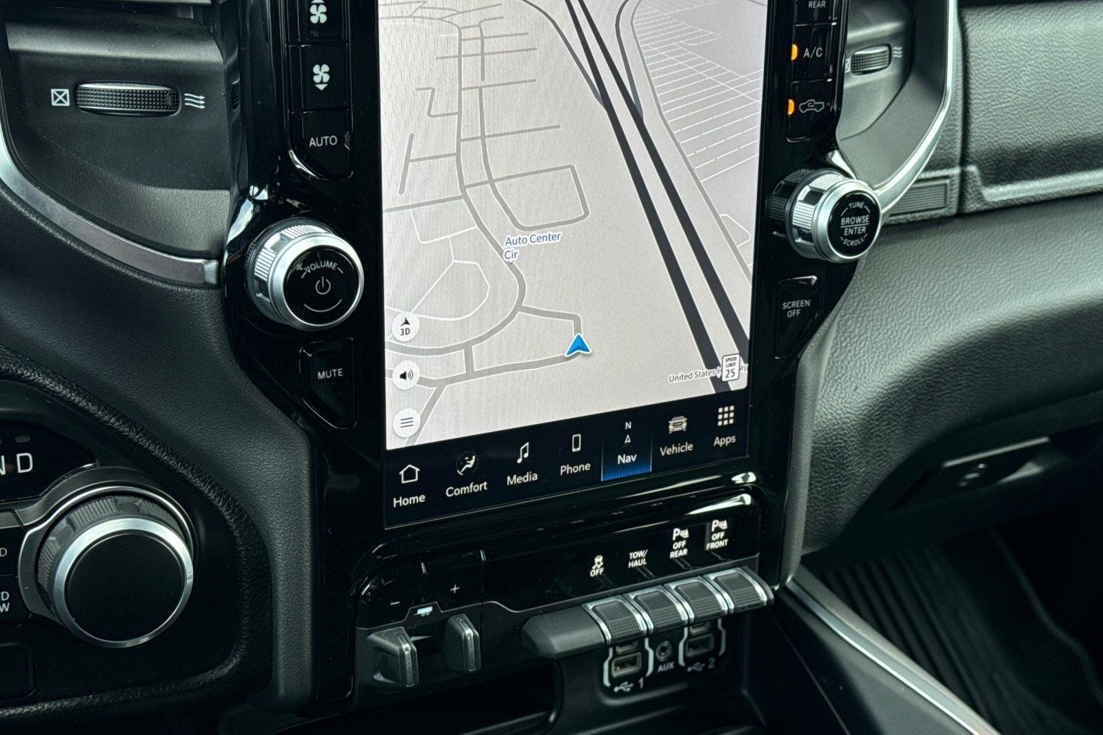 2024 RAM 1500 Big Horn/Lone Star