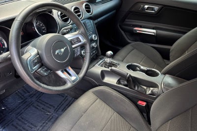 2015 Ford Mustang V6