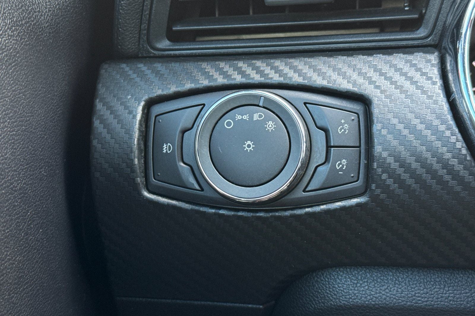 2015 Ford Mustang V6