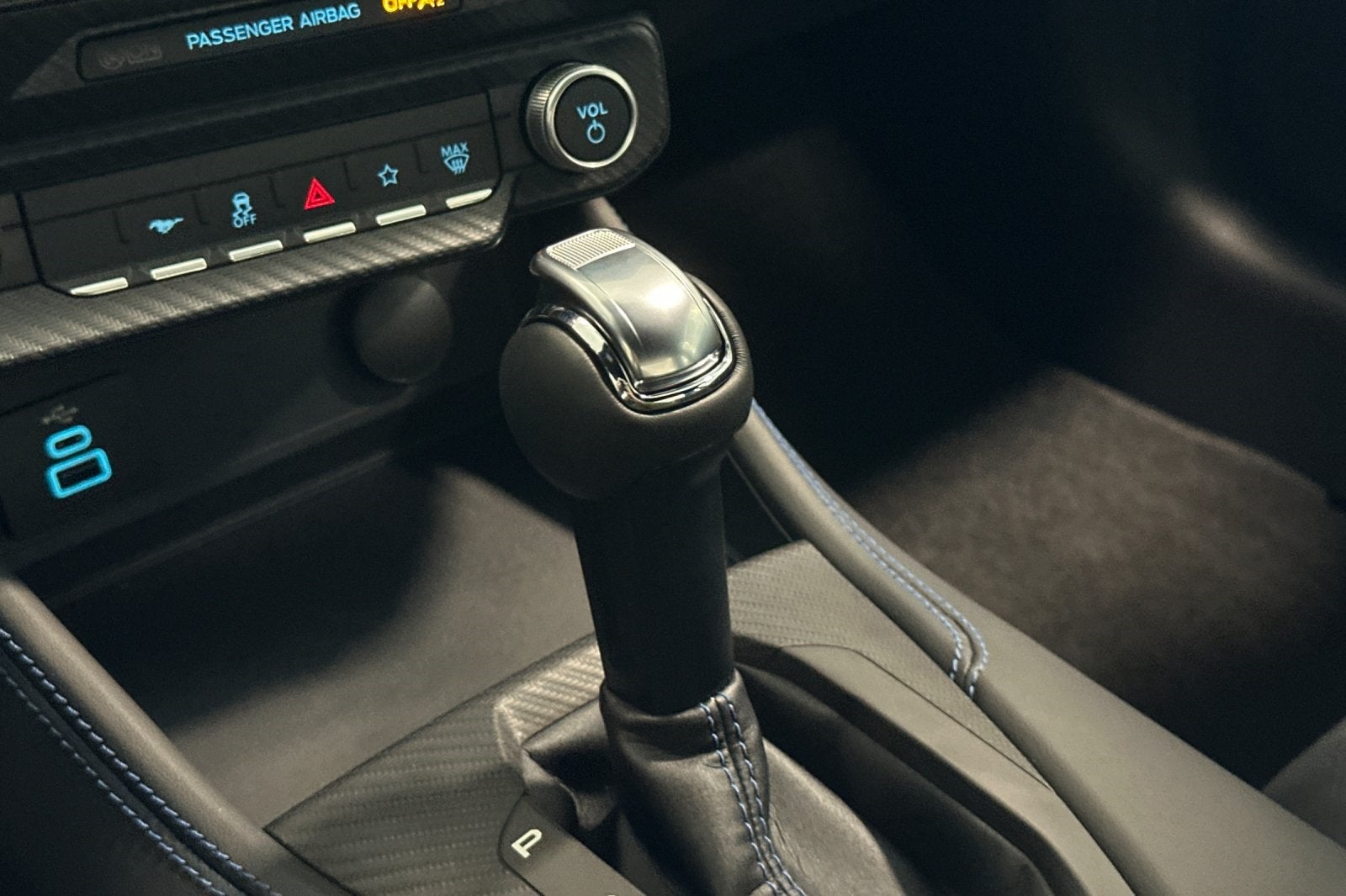 2025 Ford Mustang Dark Horse