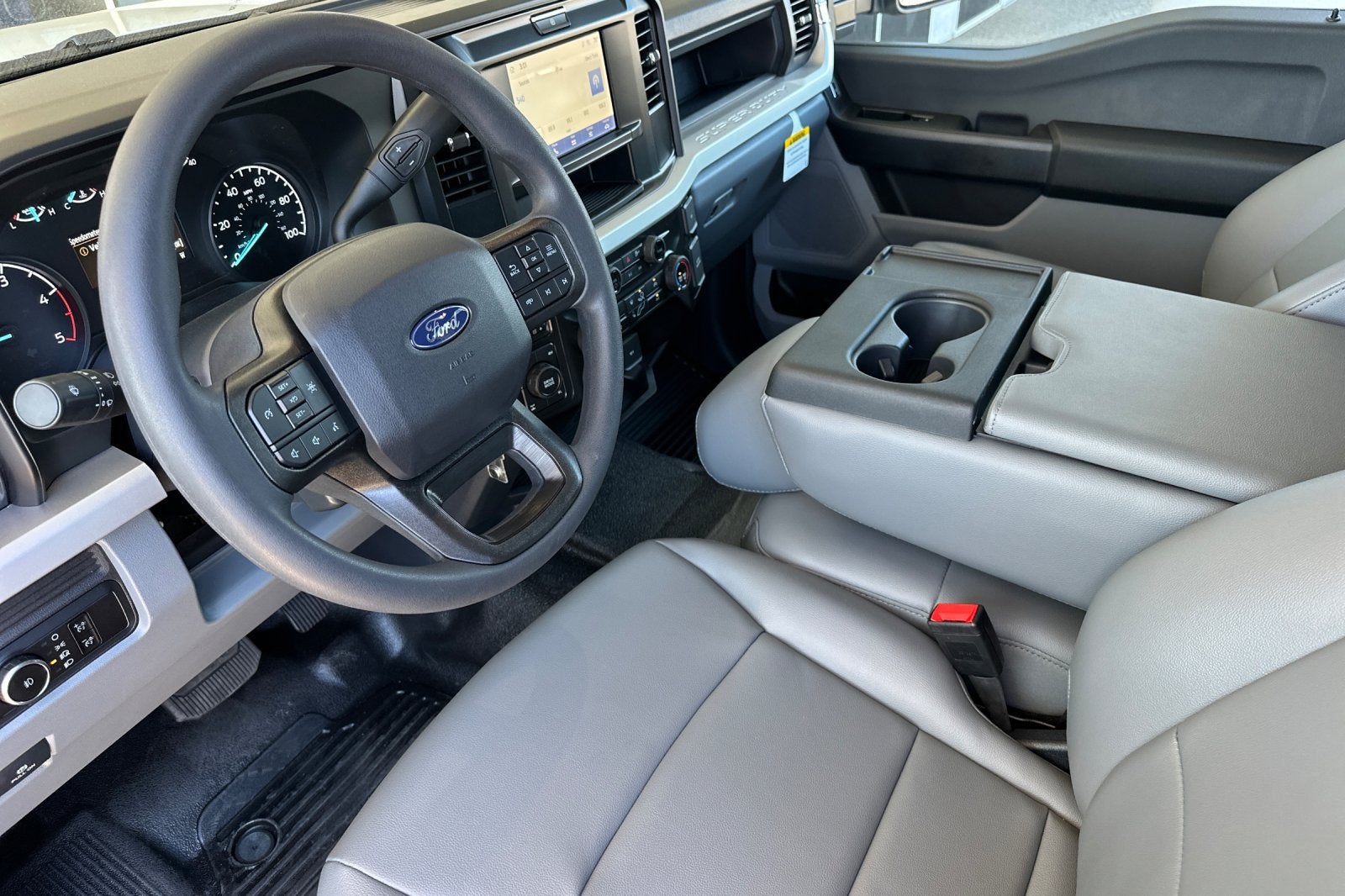 2027 Ford F-350SD XL