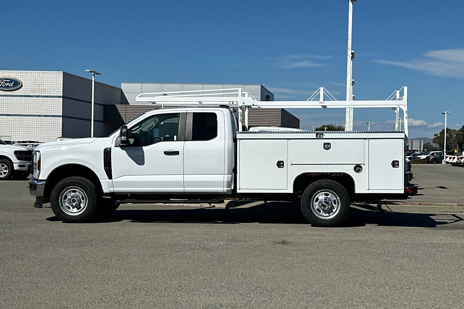2027 Ford F-350SD XL