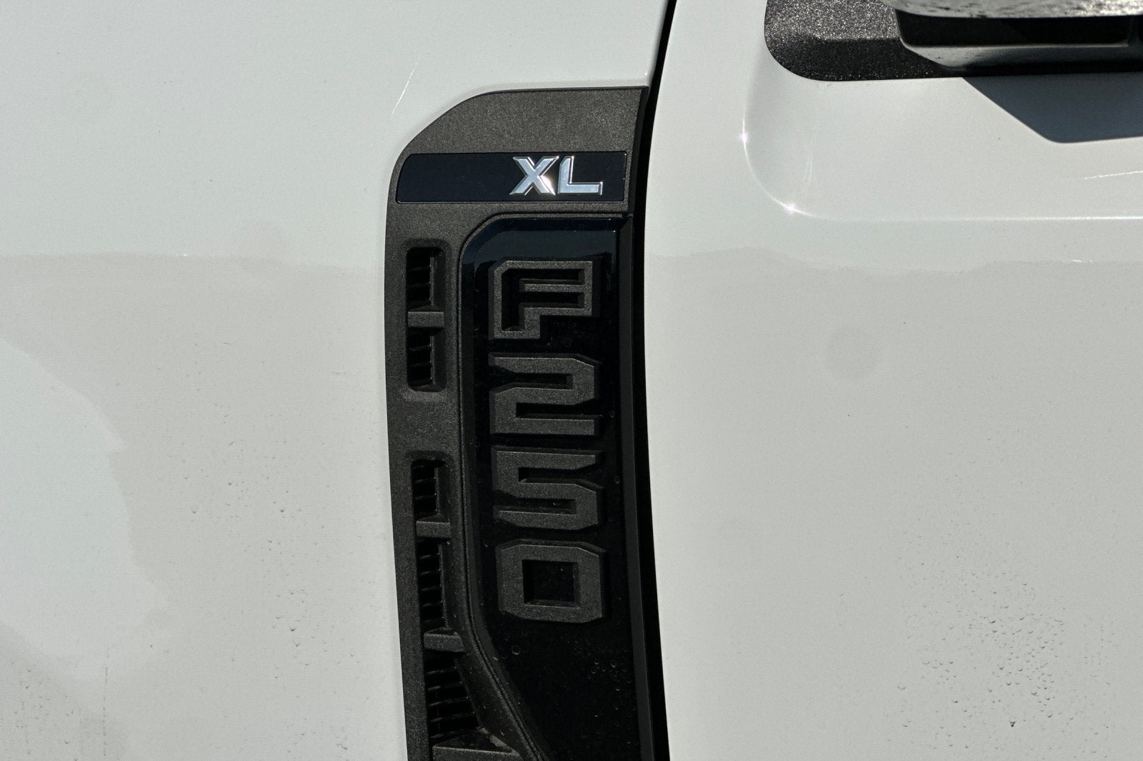 2027 Ford F-250SD XL