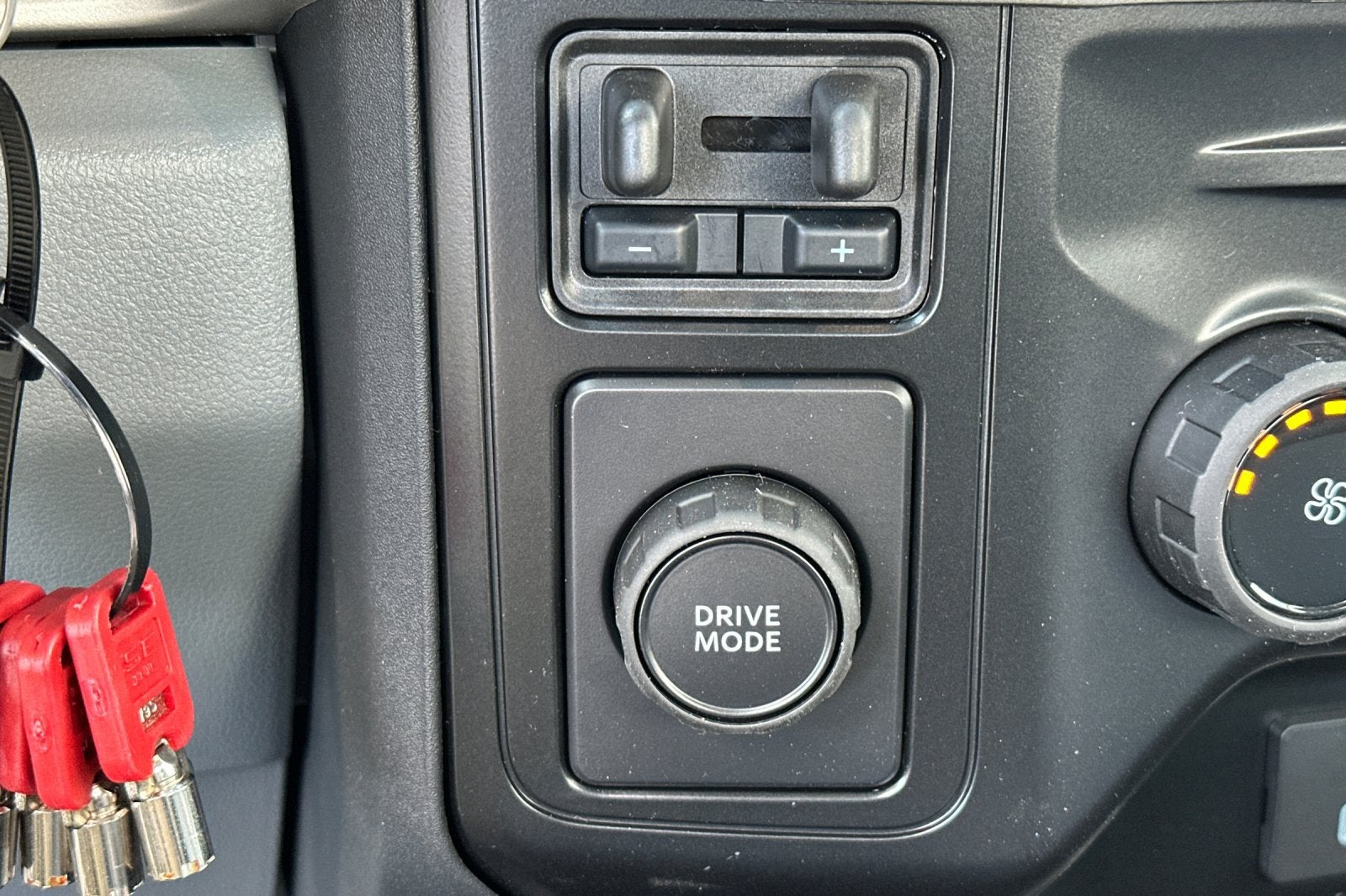 2027 Ford F-250SD XL