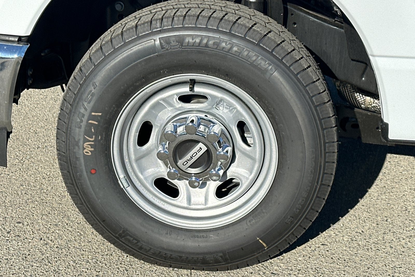 2027 Ford F-250SD XL