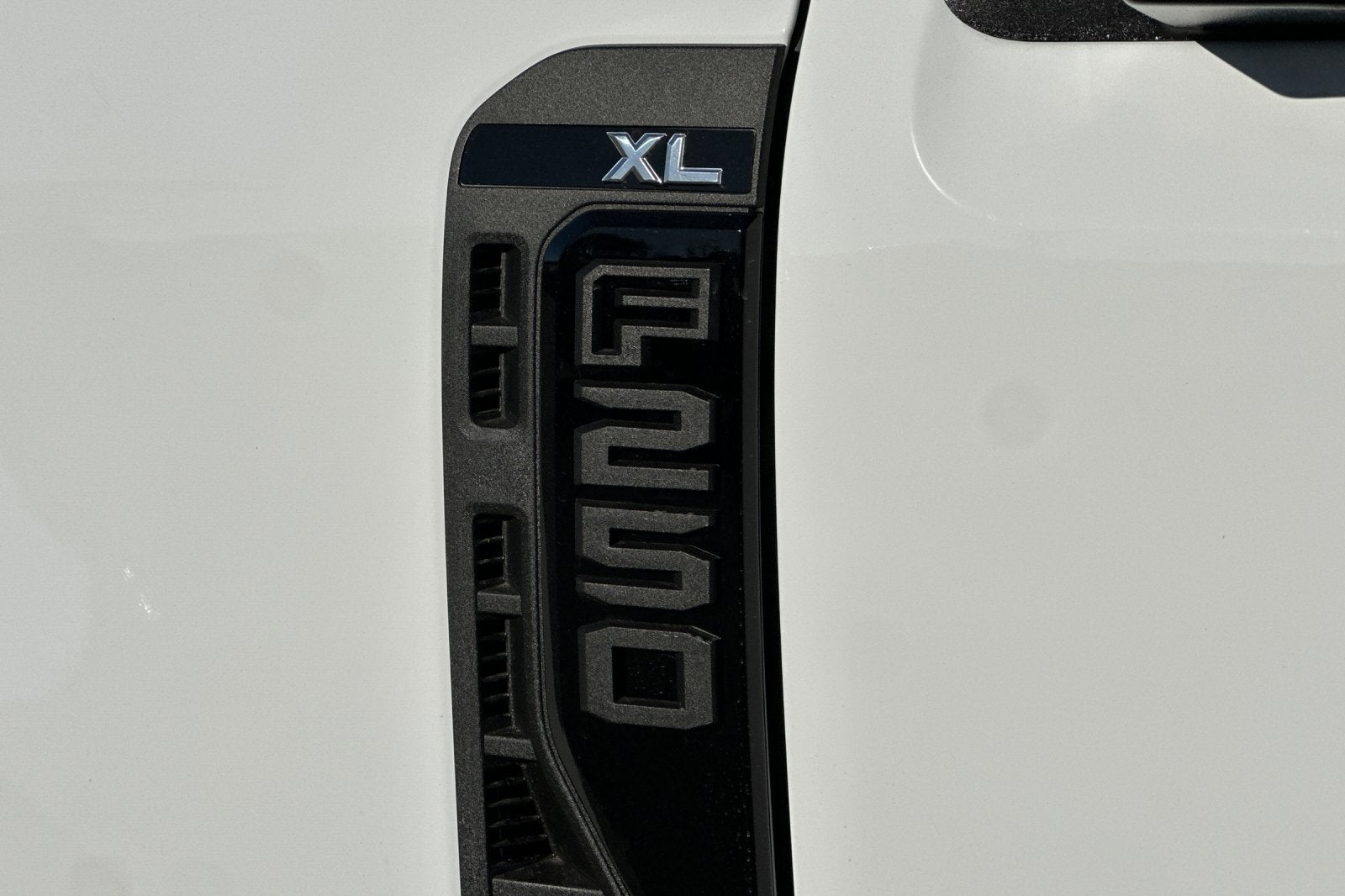 2027 Ford F-250SD XL