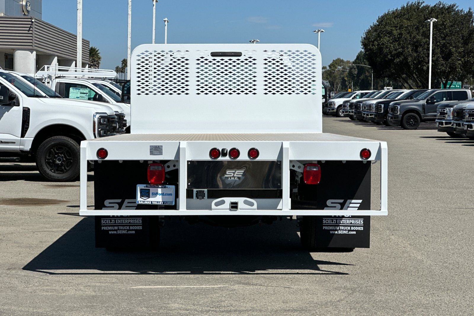 2026 Ford F-600SD XL