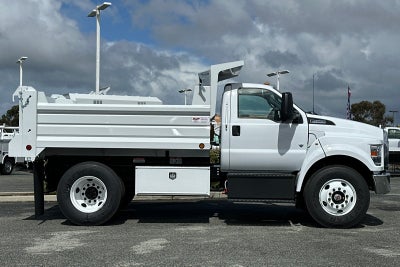2025 Ford F-650 5/7yd Dump