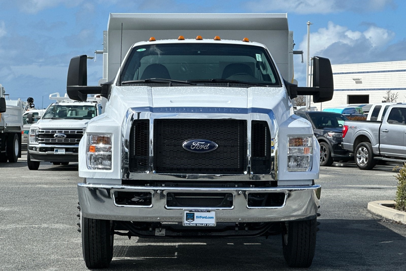 2025 Ford F-650 5/7yd Dump