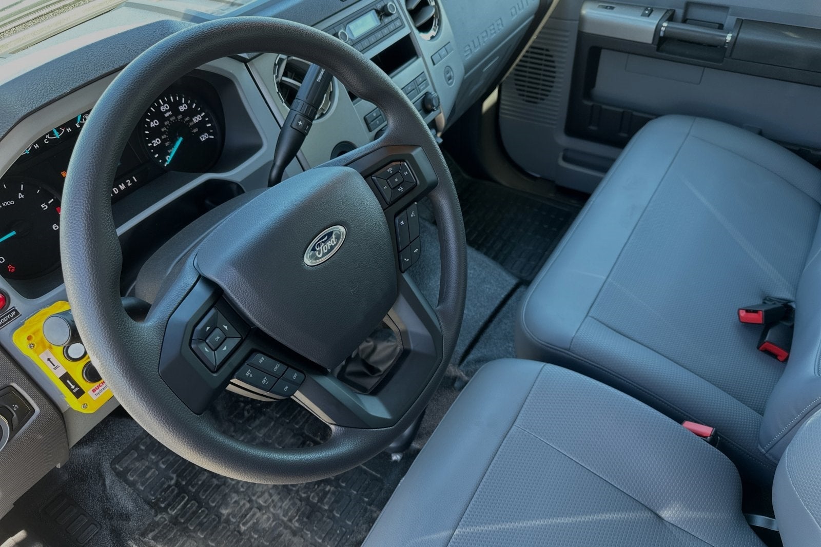 2025 Ford F-650 5/7yd Dump