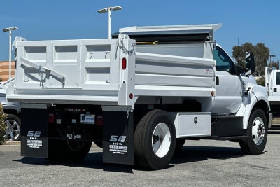 2025 Ford F-650SD DUMP