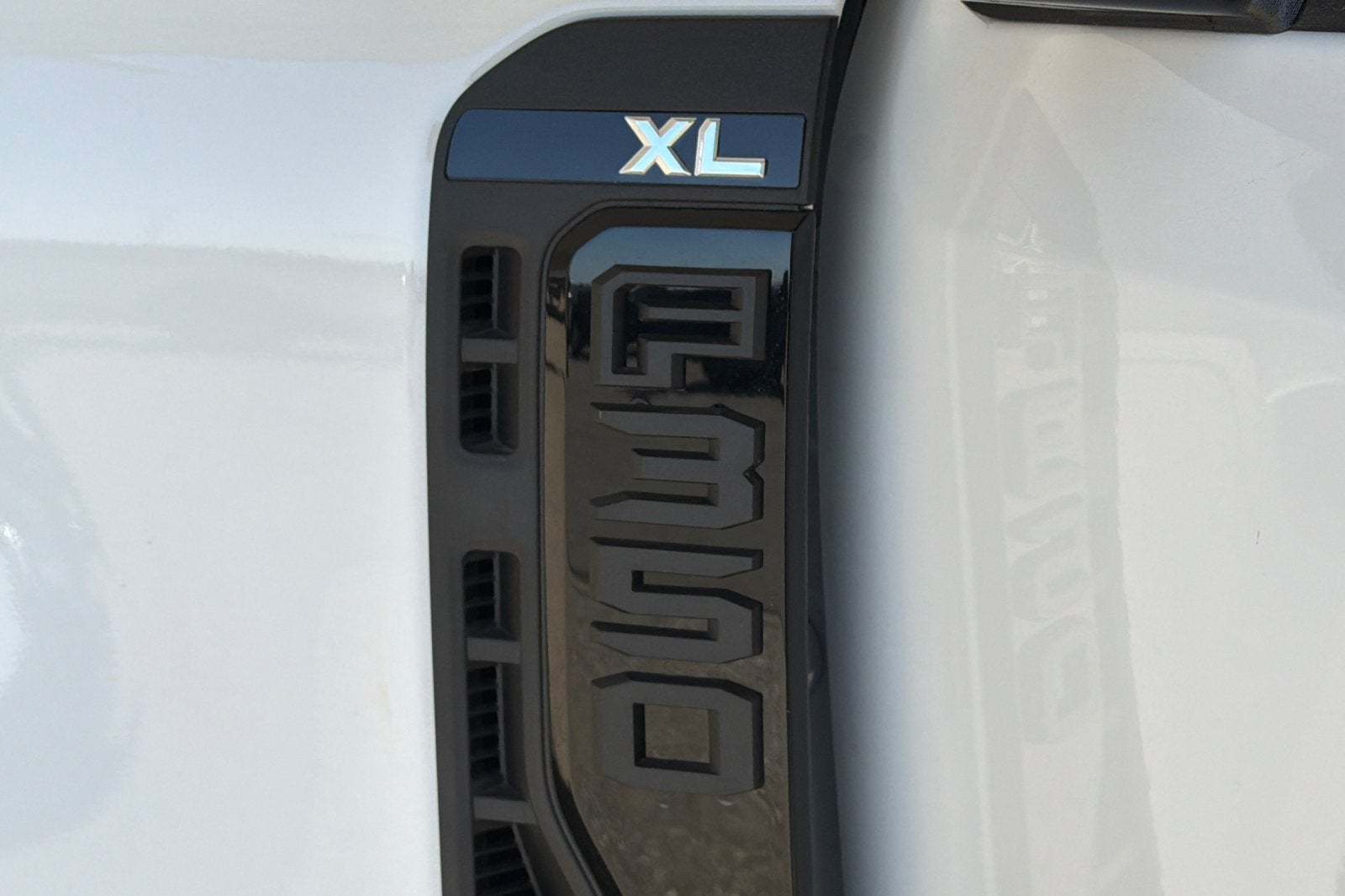 2027 Ford F-350SD XL DRW