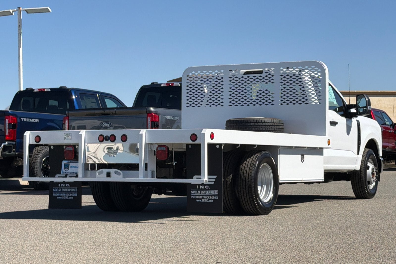 2027 Ford F-350SD XL DRW