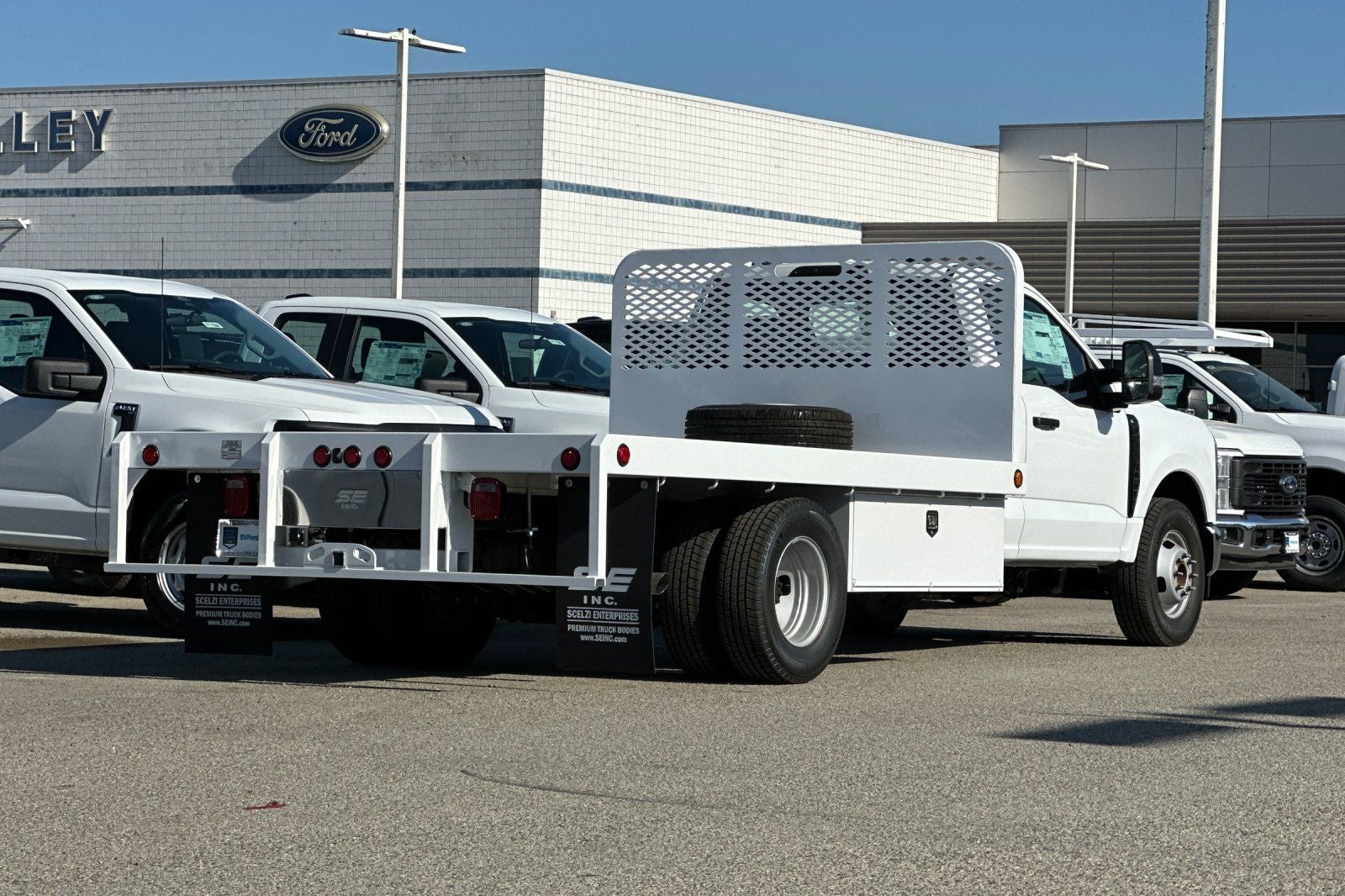 2027 Ford F-350SD XL DRW