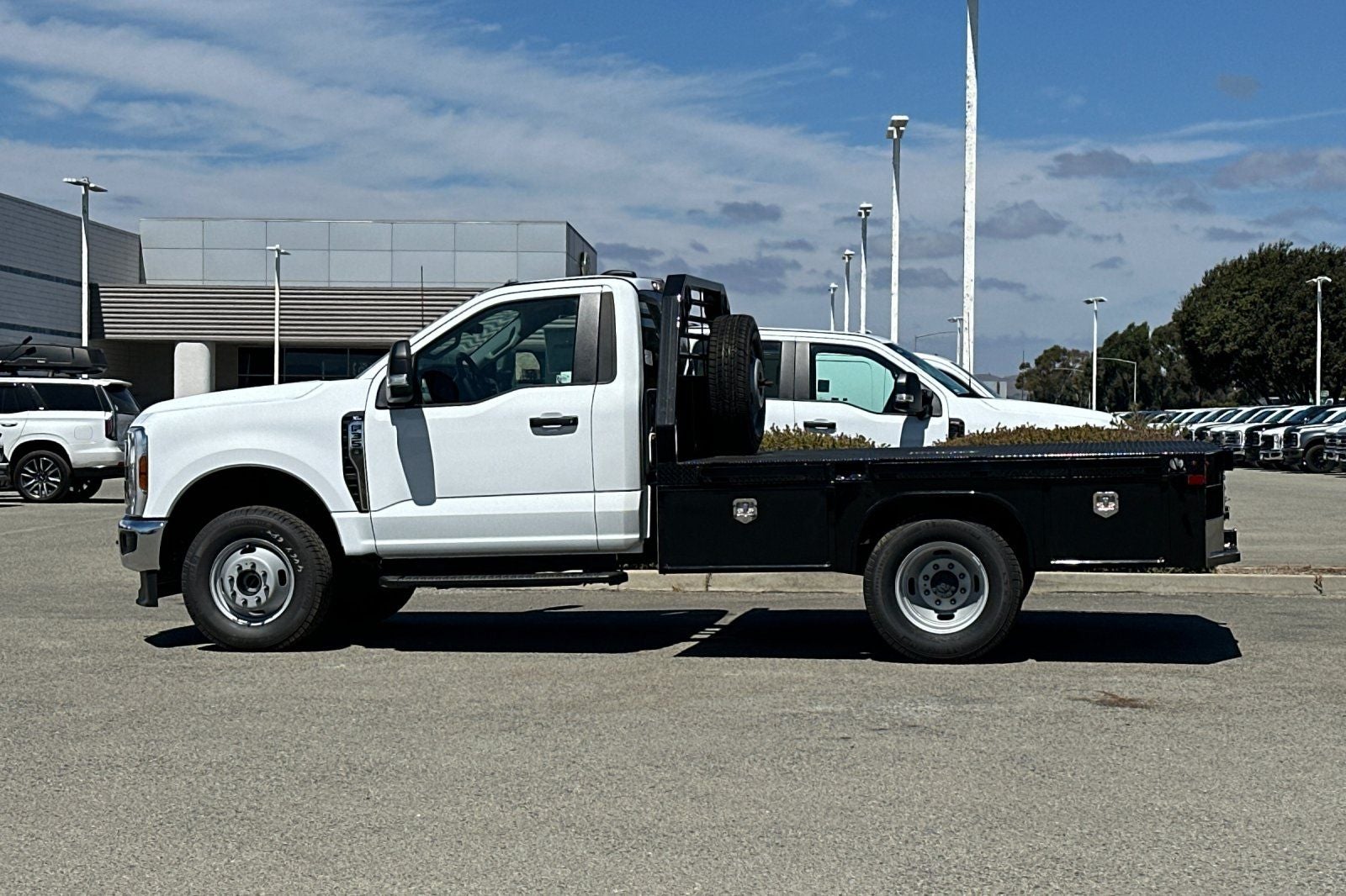 2026 Ford F-350SD XL DRW