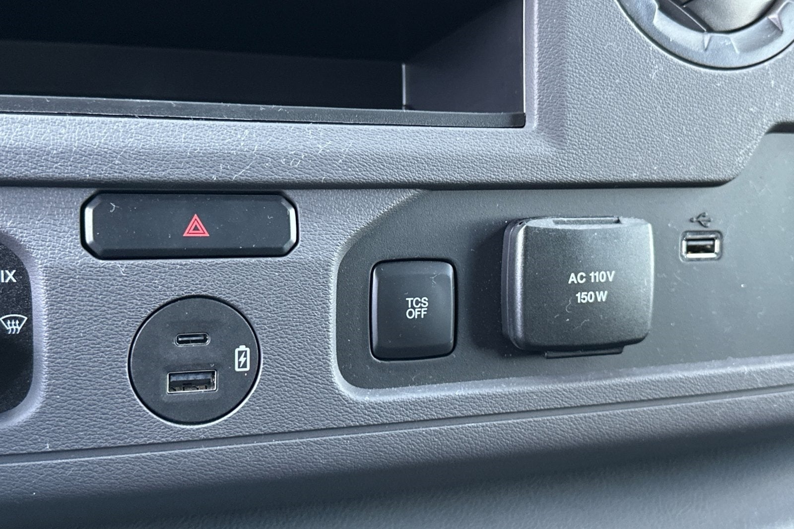 2025 Ford E-350SD Base Cutaway