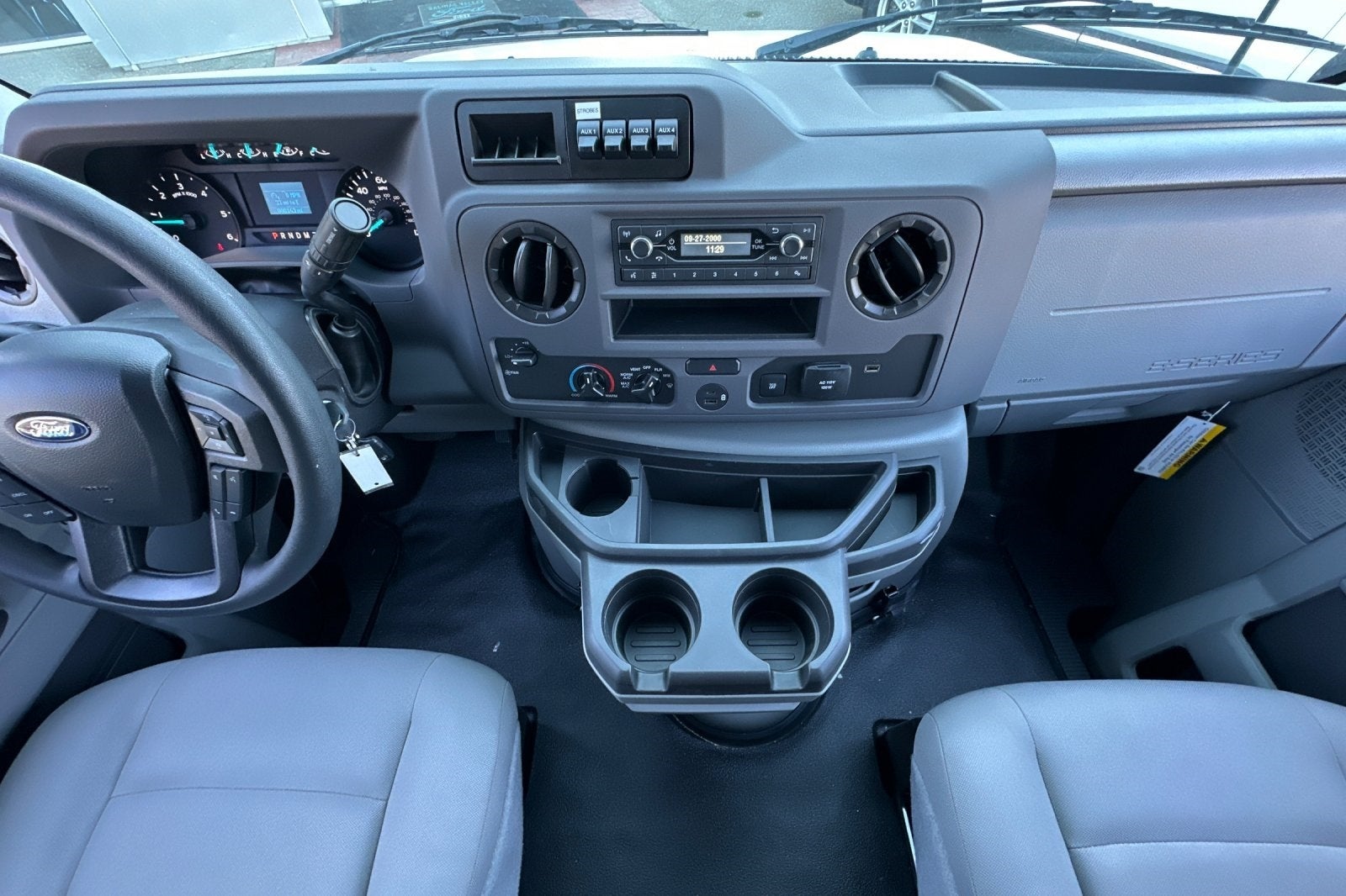 2025 Ford E-350SD Base Cutaway