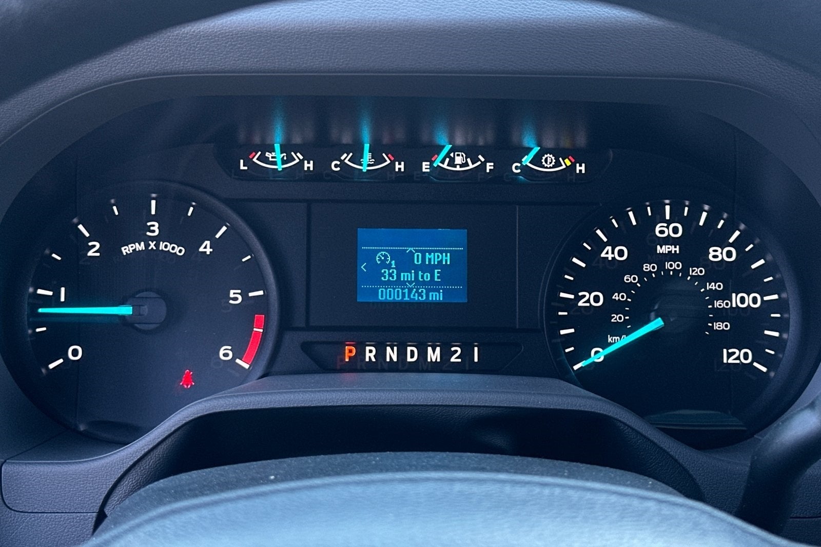 2025 Ford E-350SD Base Cutaway