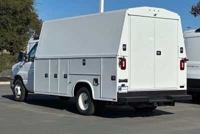 2025 Ford E-350SD Base Cutaway