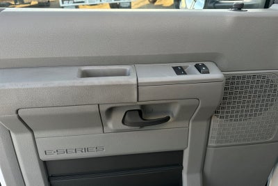 2026 Ford E-450SD Base DRW