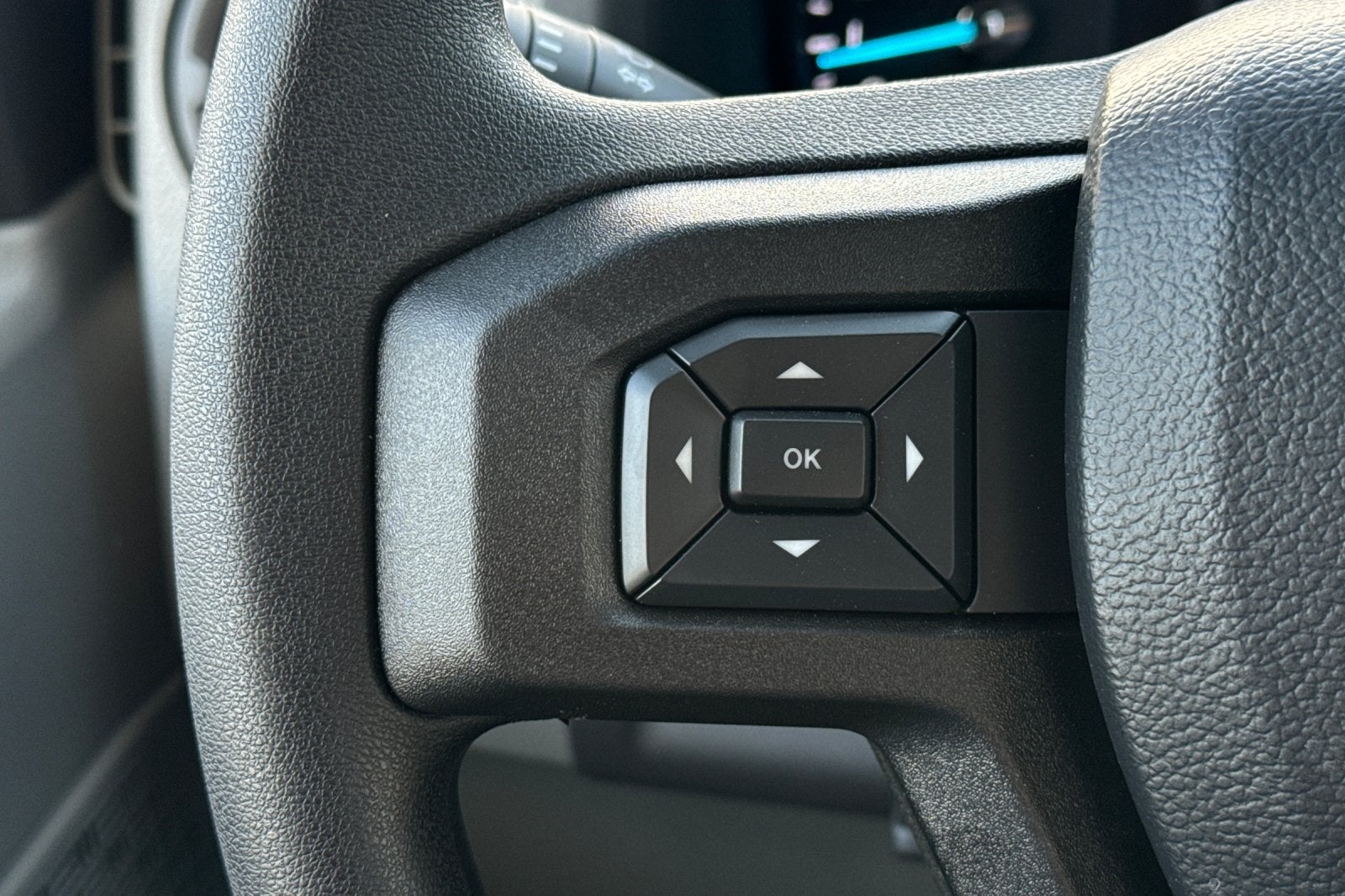 2026 Ford E-450SD Base DRW