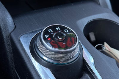 2022 Ford Escape Hybrid SE