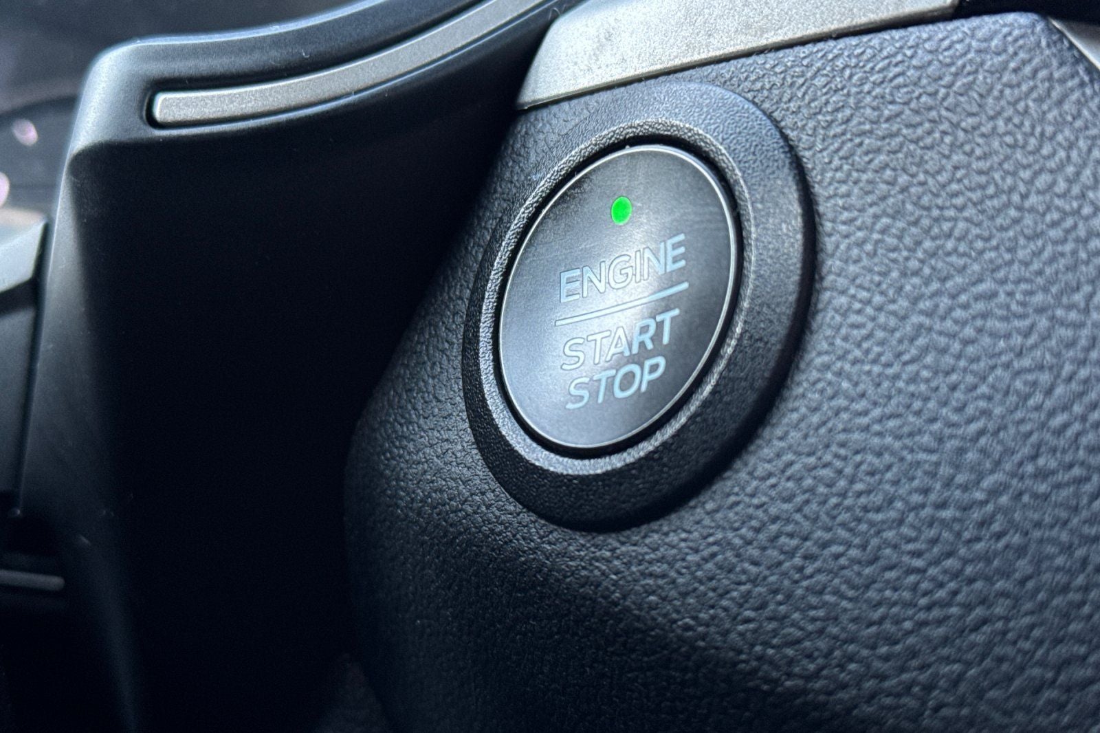 2022 Ford Escape Hybrid SE