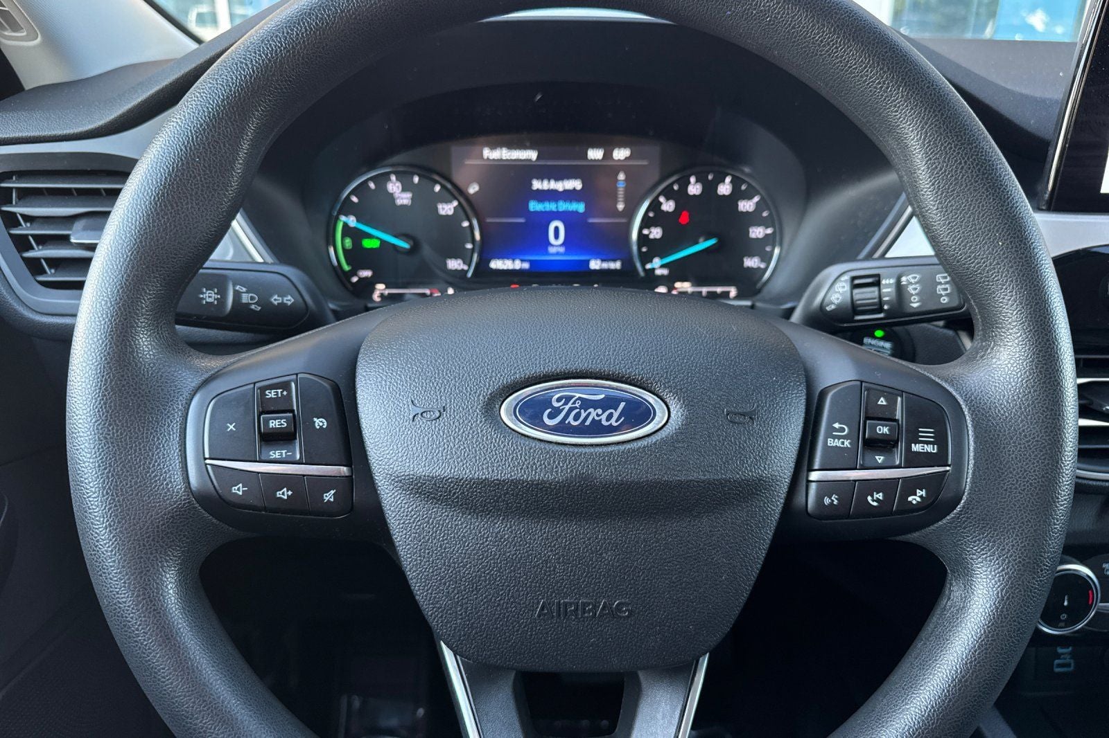 2022 Ford Escape Hybrid SE