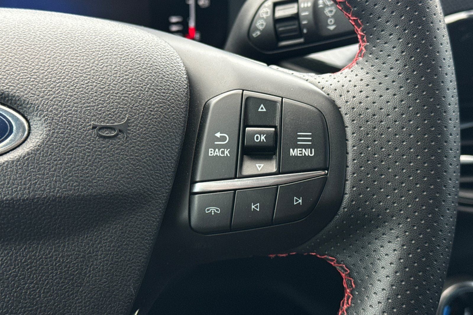 2024 Ford Escape Hybrid ST-Line