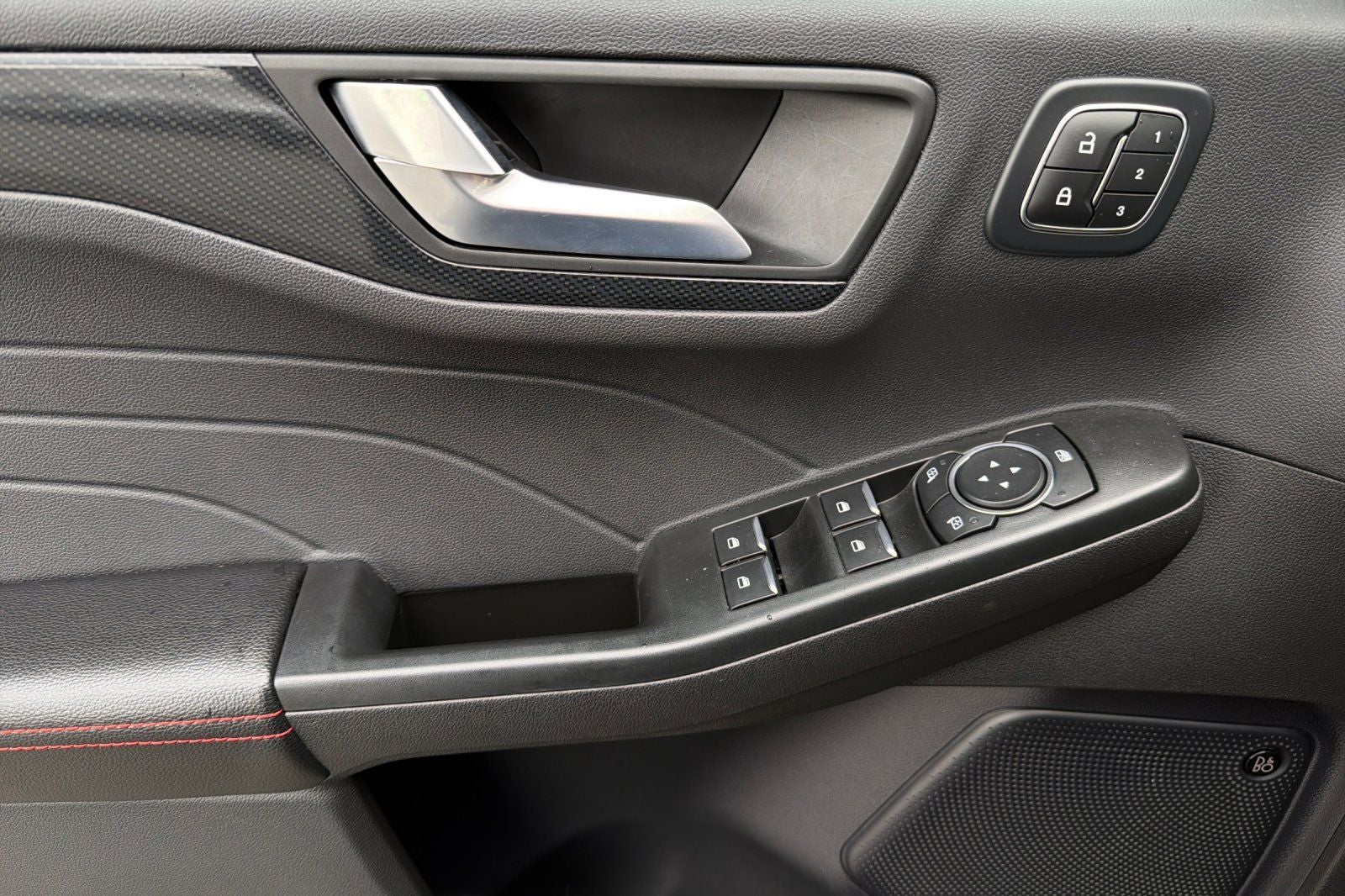 2024 Ford Escape ST-Line Elite