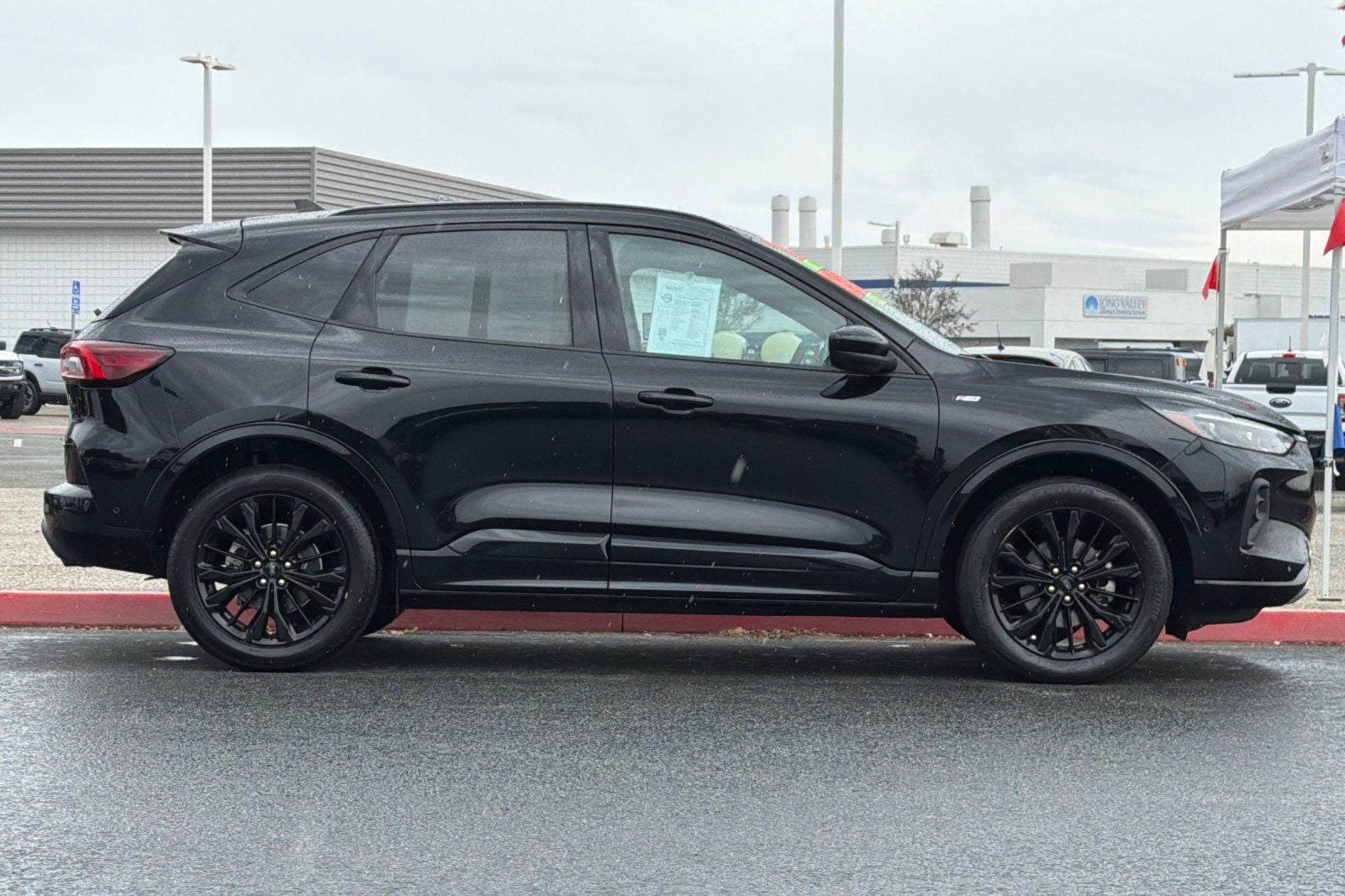 2024 Ford Escape ST-Line Elite