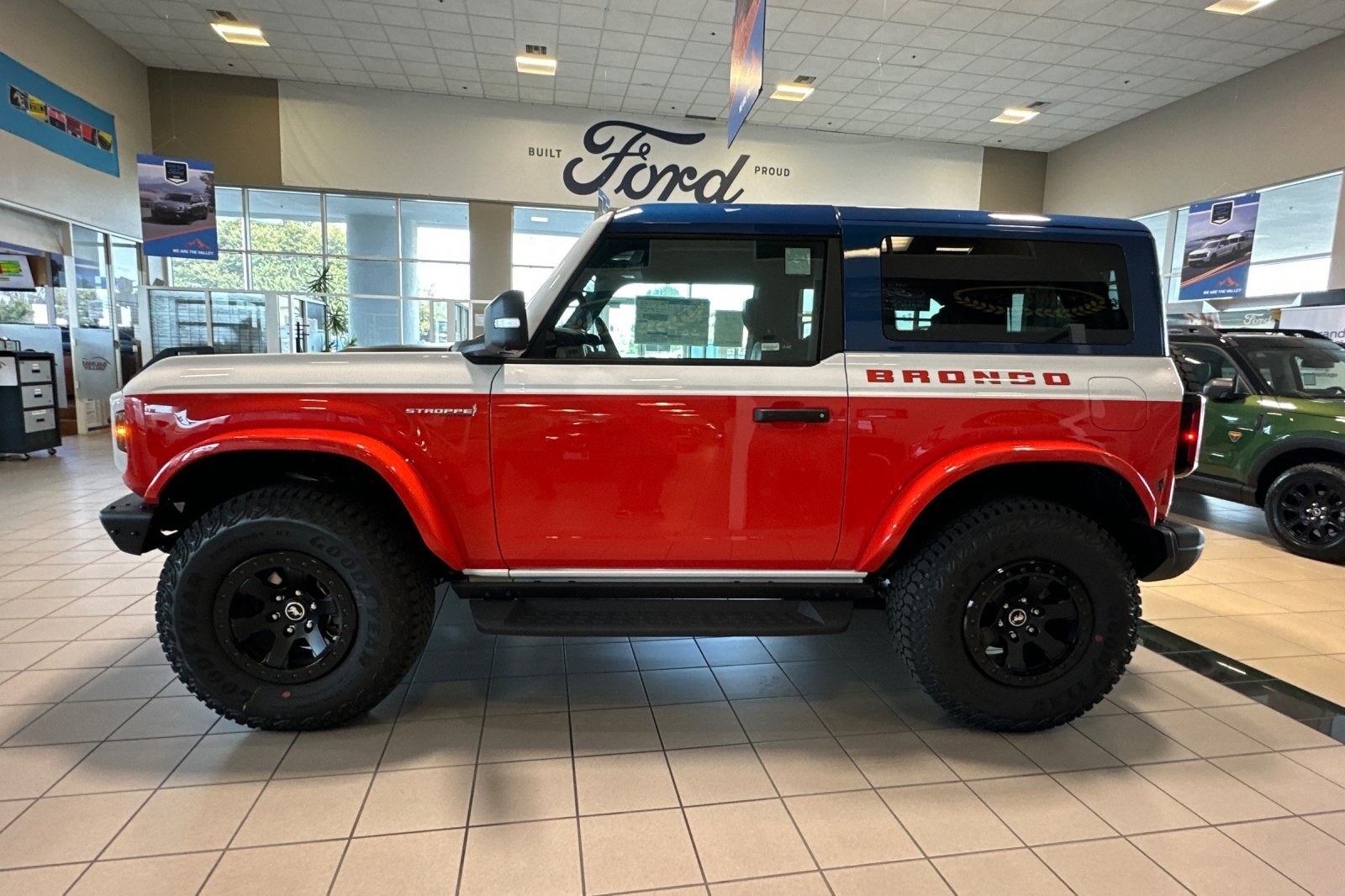 2025 Ford Bronco Stroppe Baja Bronco