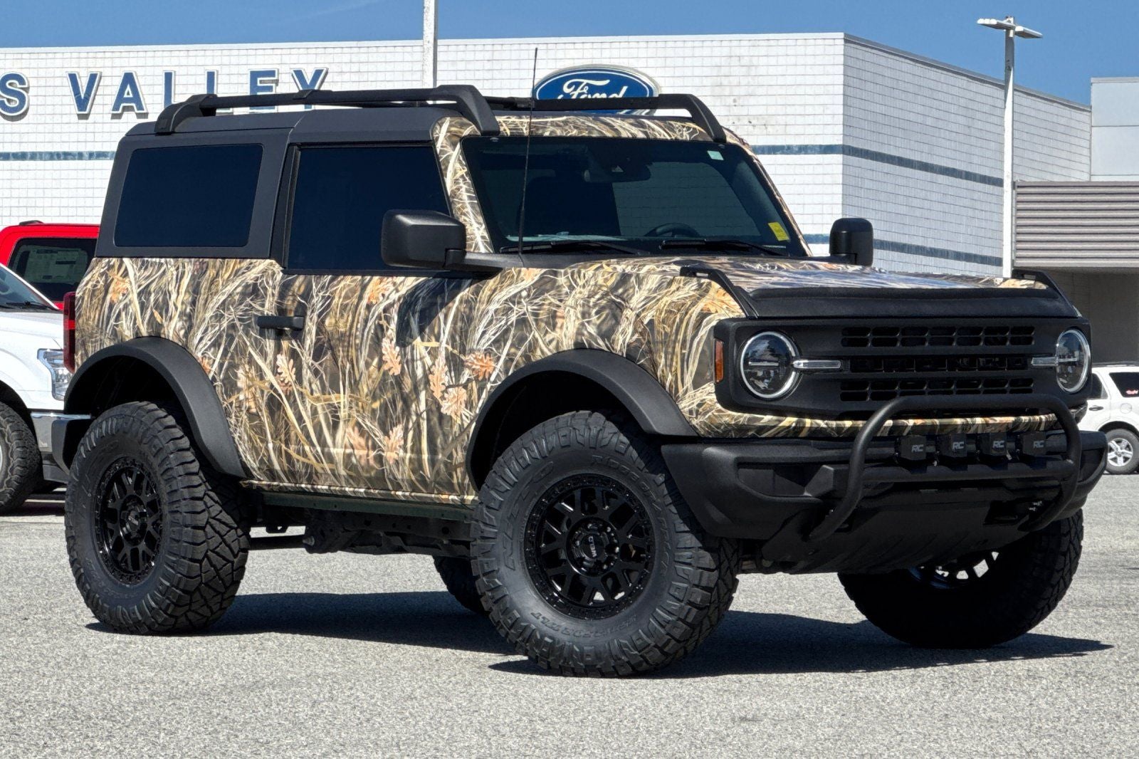 2023 Ford Bronco Base