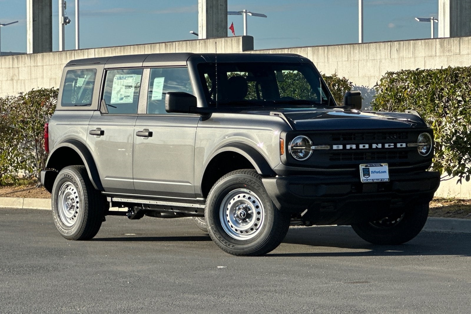 2025 Ford Bronco Base