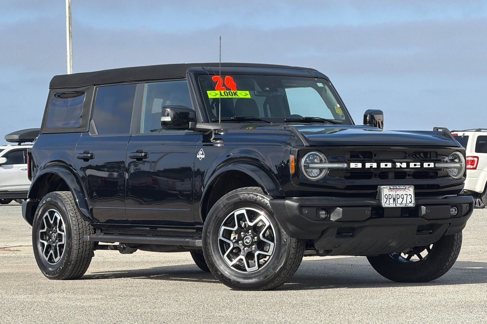 2024 Ford Bronco Outer Banks