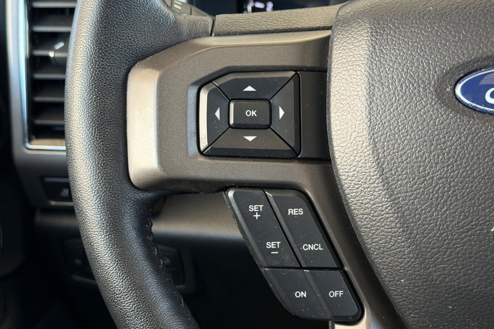 2020 Ford Expedition Max XLT