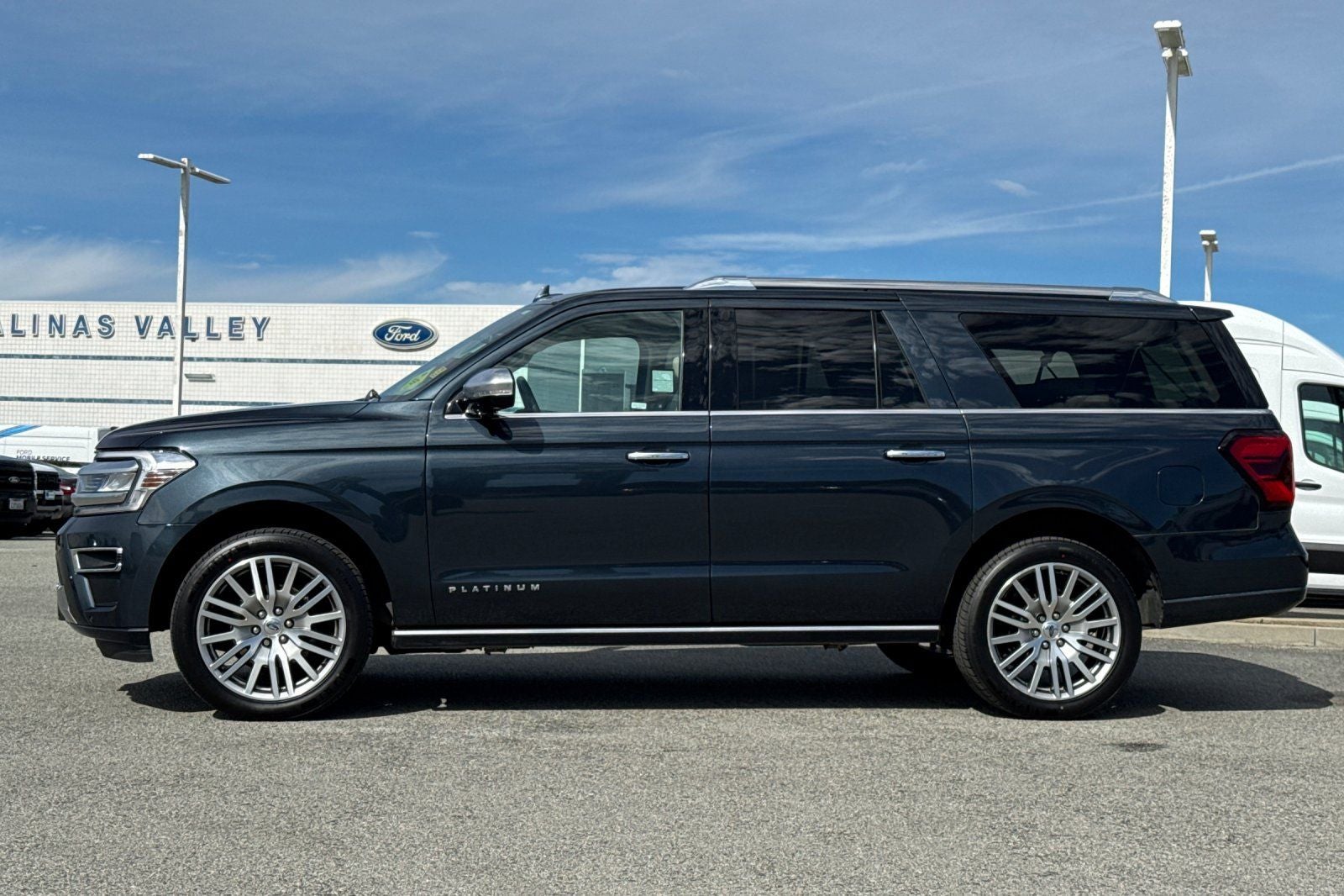2023 Ford Expedition Max Platinum