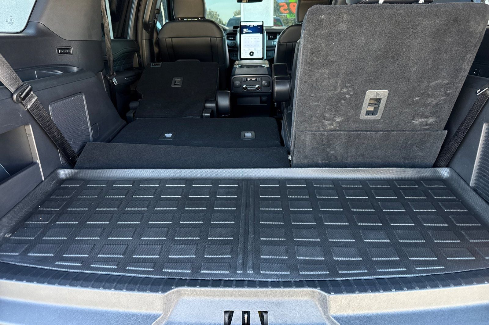 2024 Ford Expedition Platinum