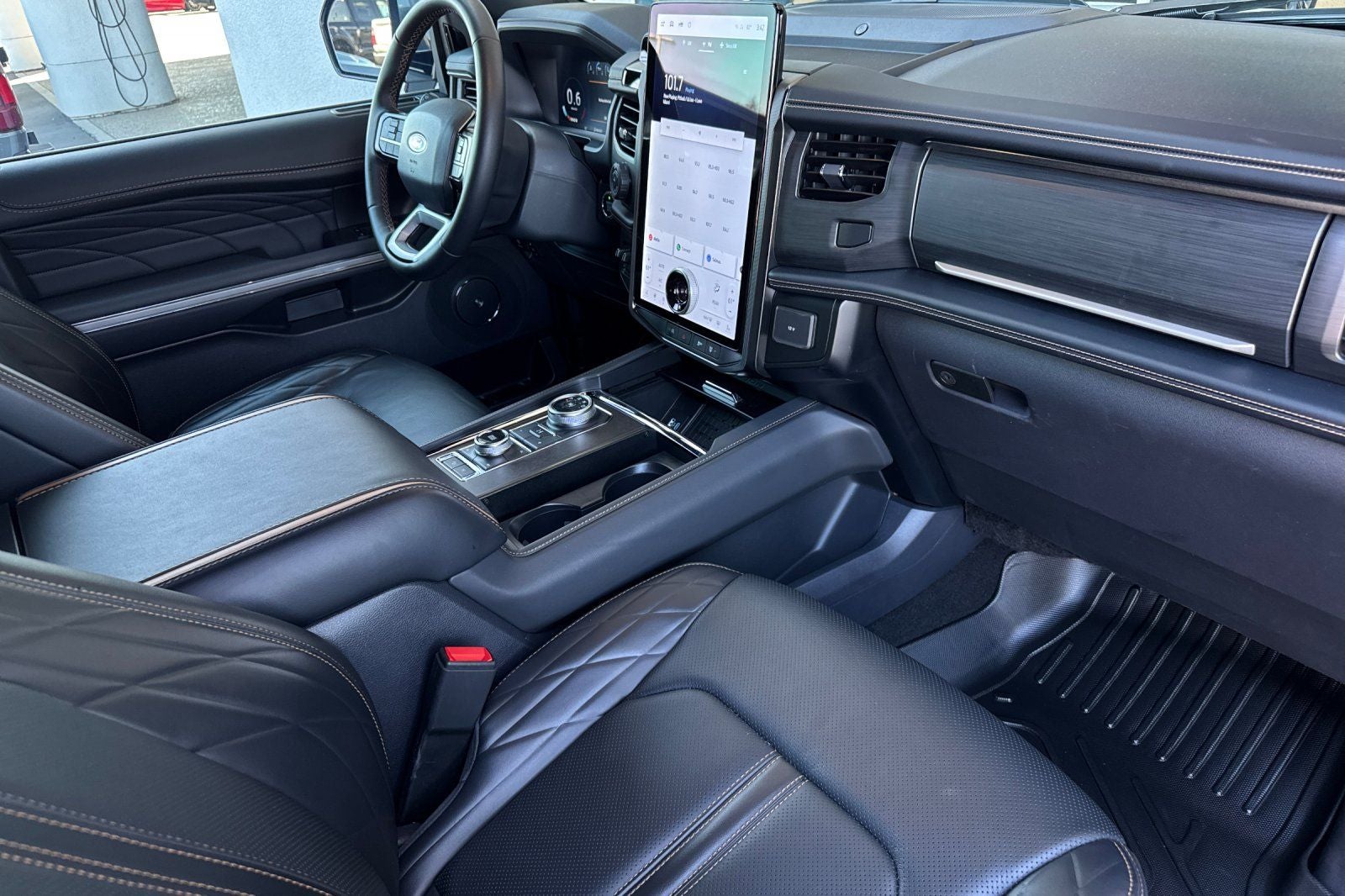 2024 Ford Expedition Platinum