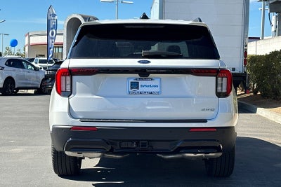 2025 Ford Explorer ST-Line