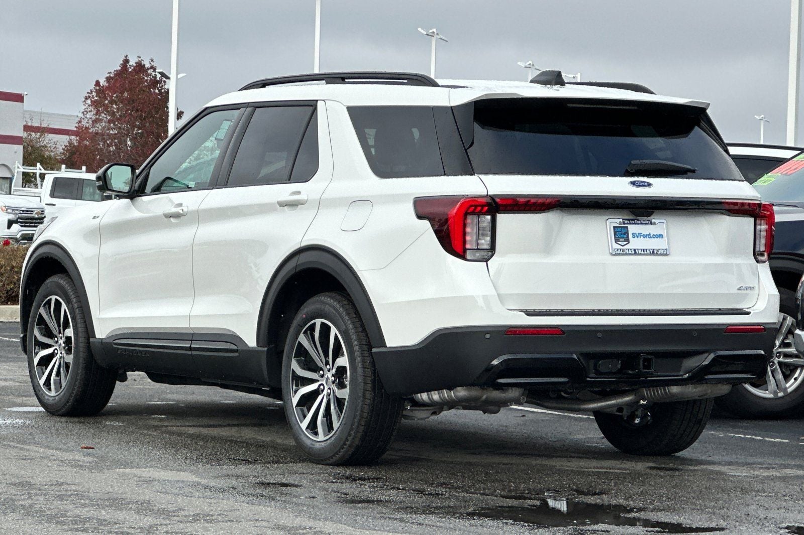 2025 Ford Explorer ST-Line