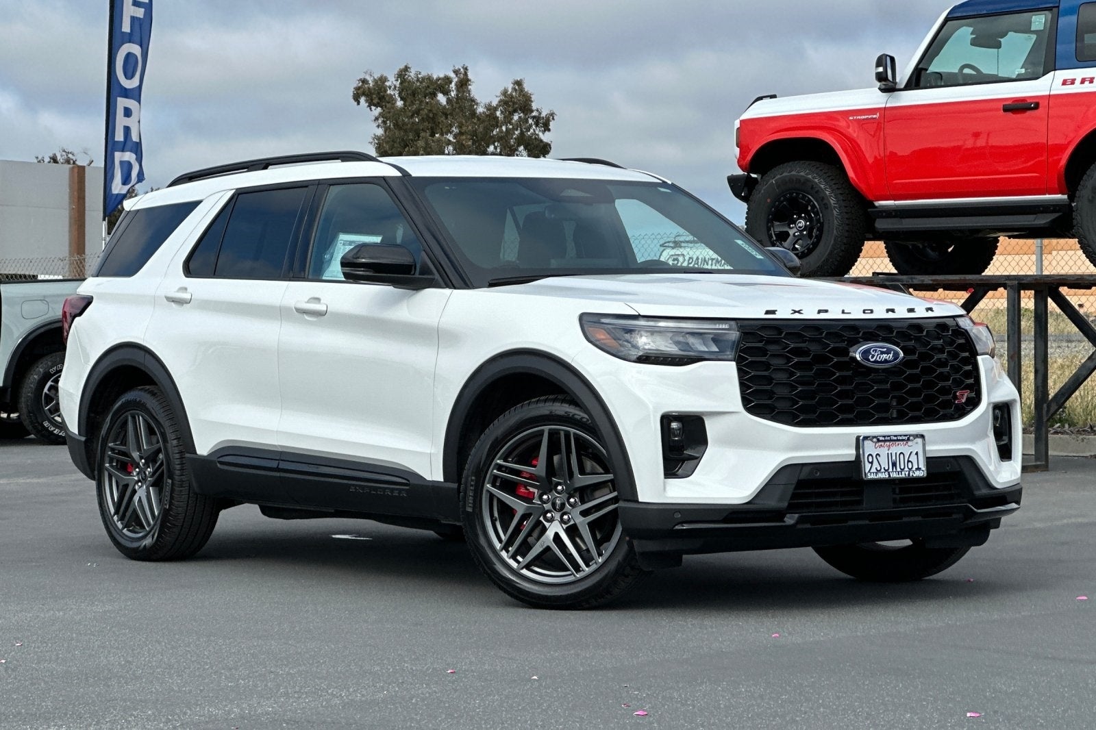 2025 Ford Explorer ST